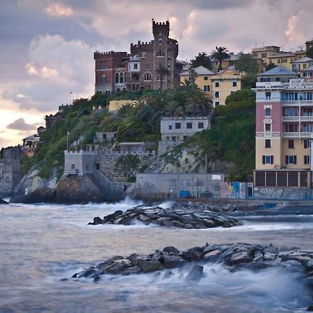 Pisi Home, 2 Min Dalla Spiaggia E Dall' Ospedale Gaslini Genoa Exterior photo