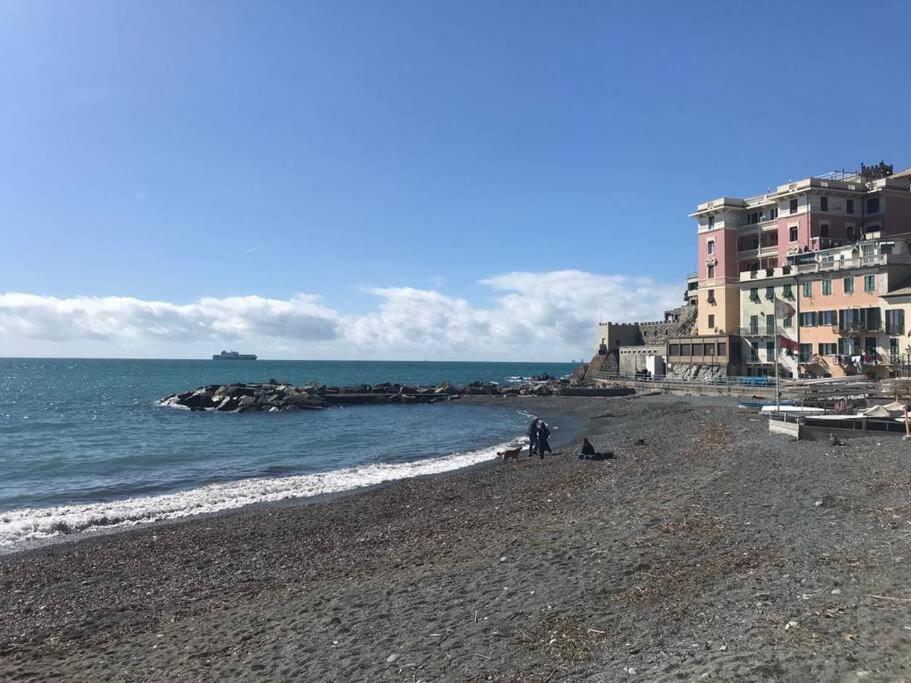 Pisi Home, 2 Min Dalla Spiaggia E Dall' Ospedale Gaslini Genoa Exterior photo