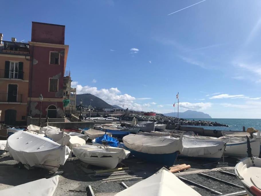 Pisi Home, 2 Min Dalla Spiaggia E Dall' Ospedale Gaslini Genoa Exterior photo