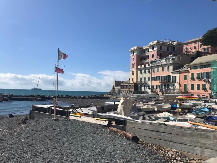 Pisi Home, 2 Min Dalla Spiaggia E Dall' Ospedale Gaslini Genoa Exterior photo