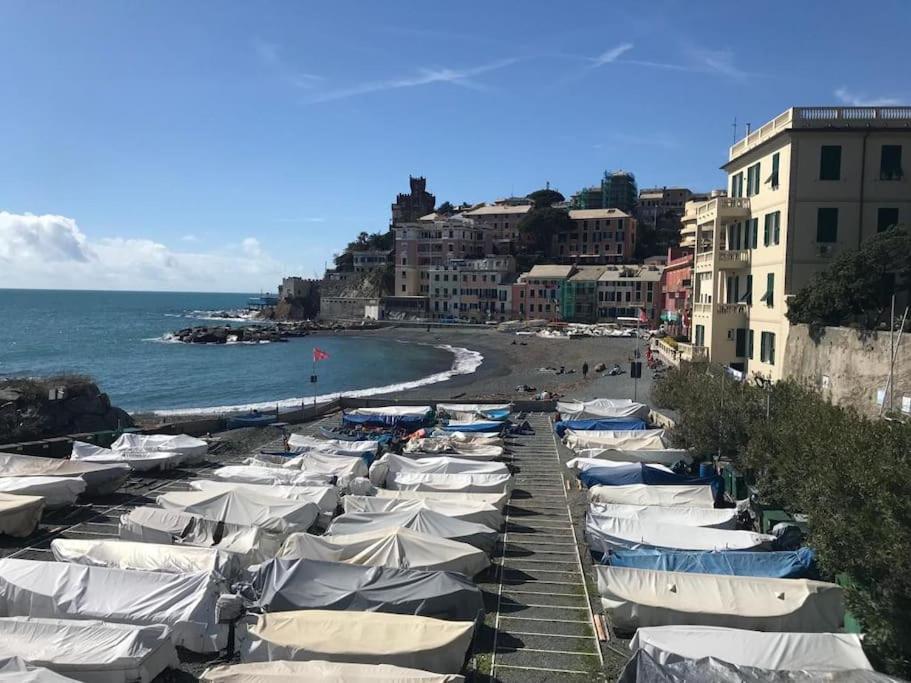 Pisi Home, 2 Min Dalla Spiaggia E Dall' Ospedale Gaslini Genoa Exterior photo